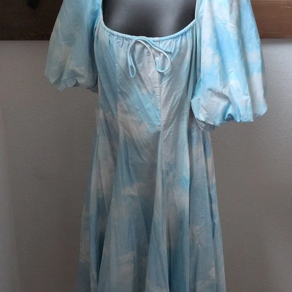 🍋✨ NWT Selkie Head In The Clouds Day Dress Size L - Picture 7 of 7